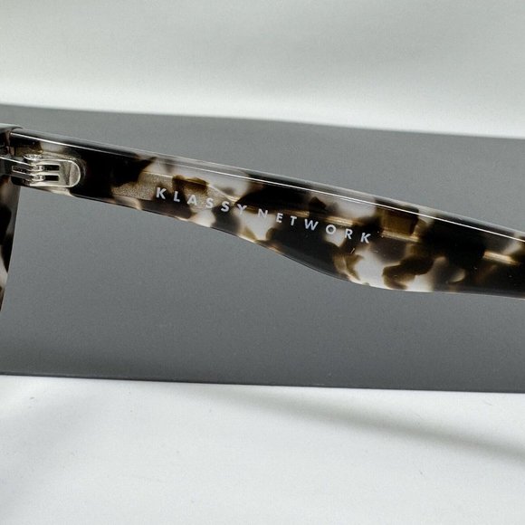 KLASSY NETWORK Vibe Sunglasses  53 [] 16 142 main image 4